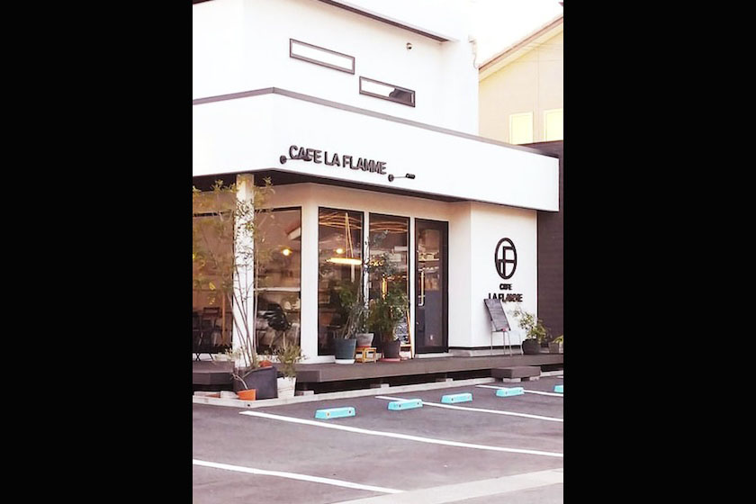 �C��s�J�t�F���t���[��